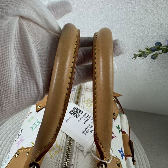 Louis Vuitton Women Pre-Loved Bag Very Good Condition - Picture 4 of 9